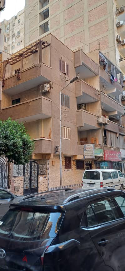عقار للبيع بين فيصل والهرم بدون وسطاء