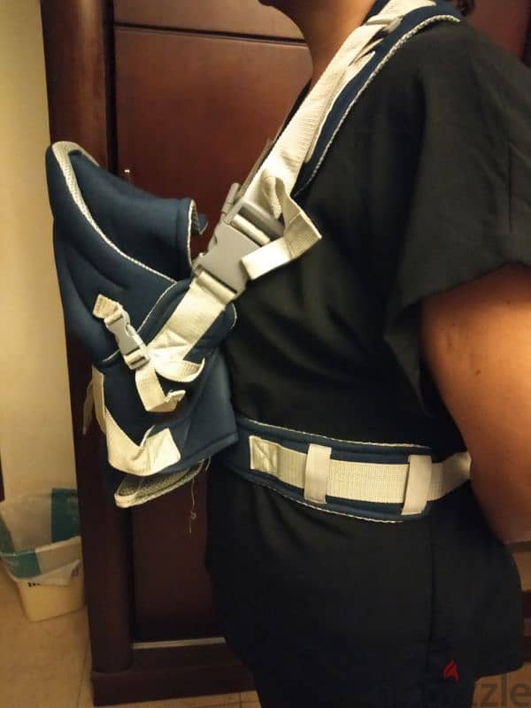 baby holder 1