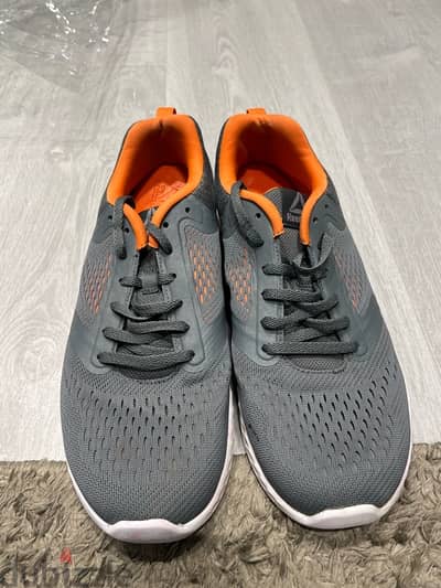 Reebok shoes جزمة ريبوك