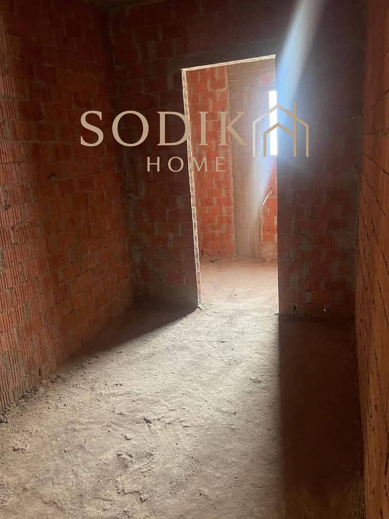 7 Bedrooms 425 sq.M Villa for sale 13,500,000 EGP in روك فيل، العبور