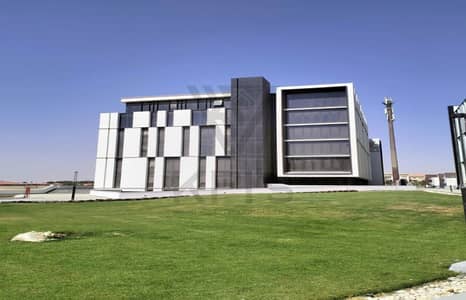 مكتب اداري 65متر علي التسعين الجنوبي بسعر مميز في هايد بارك بيزنس ديستريكت التجمع الخامس Office 65SQM on South 90 Street , Special Price in Hyde Park