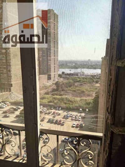 Furnished apartment for rent, Corniche Maadi near Andrea's descent, close to International Peace Hospital, and all services and transportation