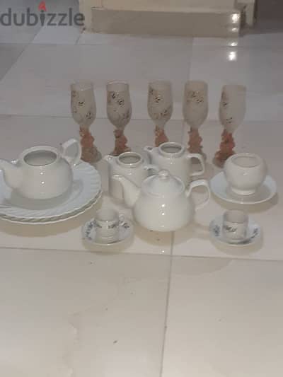 طقم شاي وكاسات