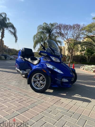 can am spyder rt