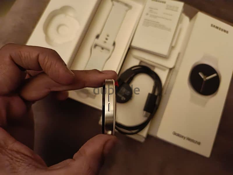 Samsung Galaxy watch 8 4