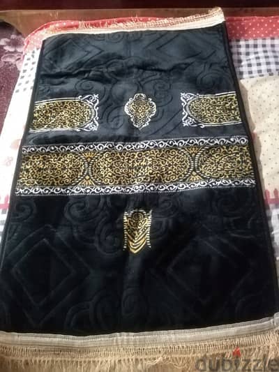 سجادة صلاة قطيفة مبطنة ب350ج