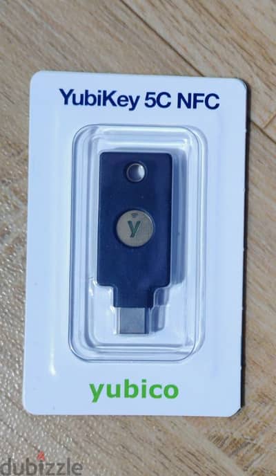 للبيع: مفتاح أمان YubiKey 5C NFC (USB-C + NFC) – جديد