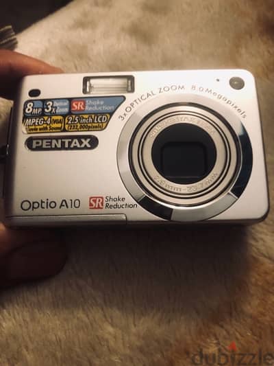 للبيع بحاله نادرة بدون خدش Pentax
