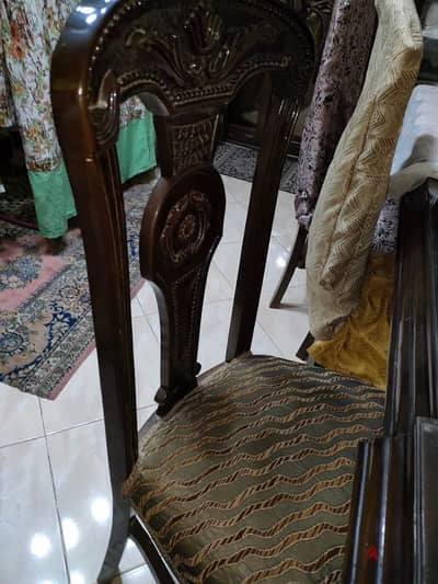 بوفية وسفرة ب8 كراسي ونيش
