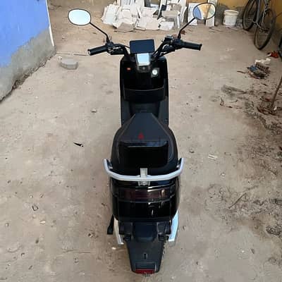 سكوتر كهربائي غازي قادر