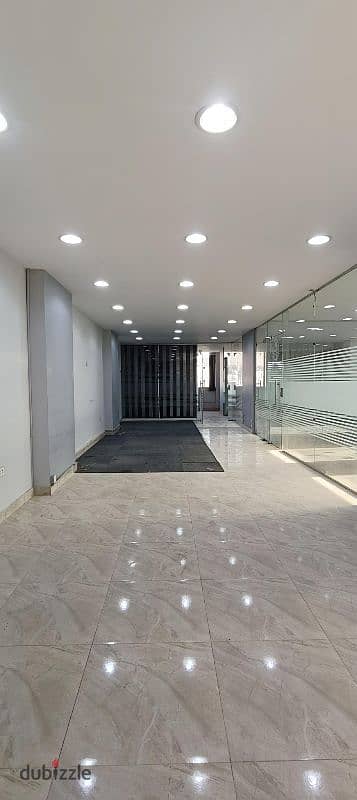 مقر اداري للايجار موقع مميز جدا الهرم الرئيسي office for rent