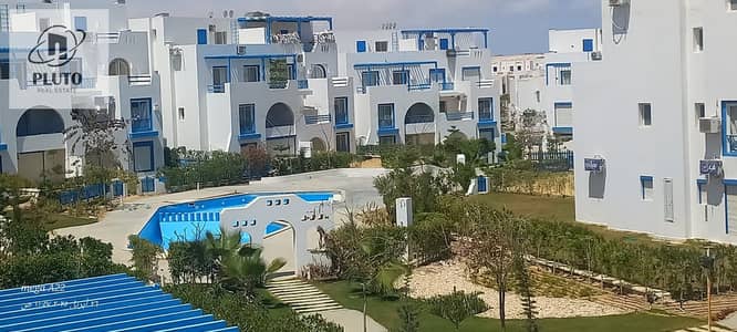 شاليه 3 غرف استلام  فوري في ماونتن فيو الساحل بالفرش والاجهزة والتكييفات بسعر مميز - مرحلة باروس