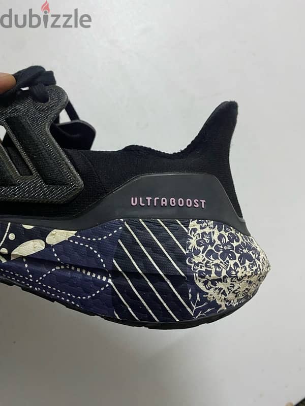 adidas - ultra Boost 4