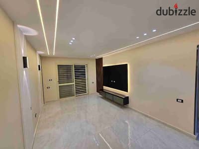Apartment for sale, ground floor with balcony, front view, ultra-super lux parking, first occupancy, Degla Palms compound.