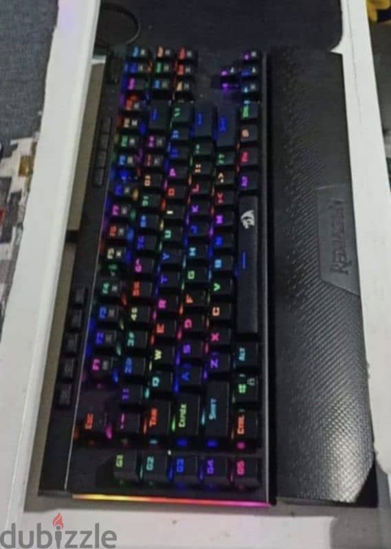 Keyword Redragon k588pro 8