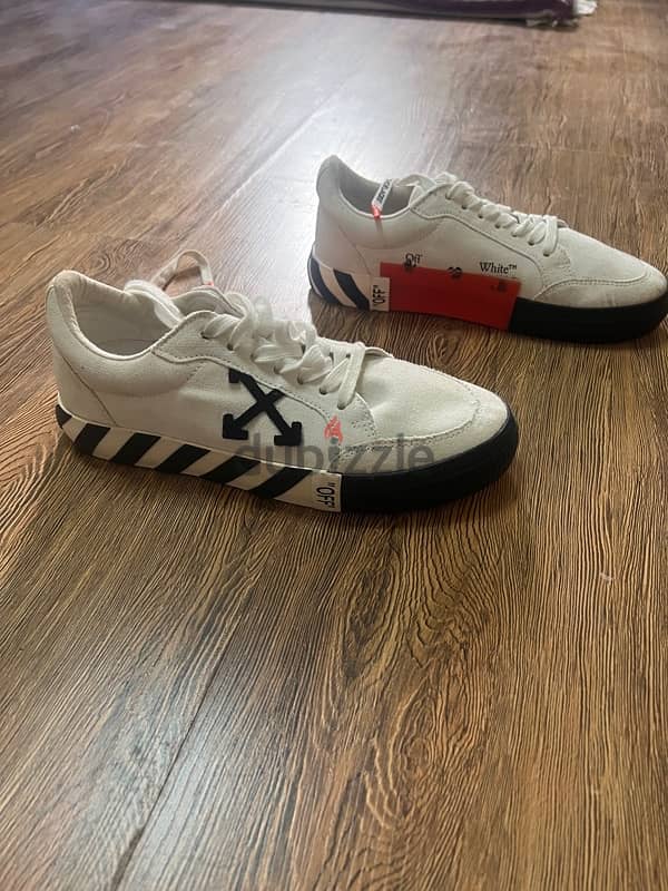 oriignal off-white size 40 1