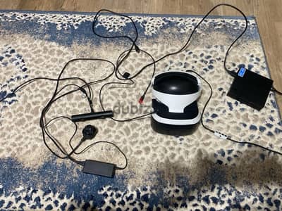 PSVR 1 (all cables included & two remotes )