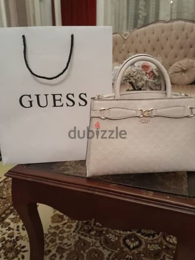 شنطة اصلى ماركة Guess