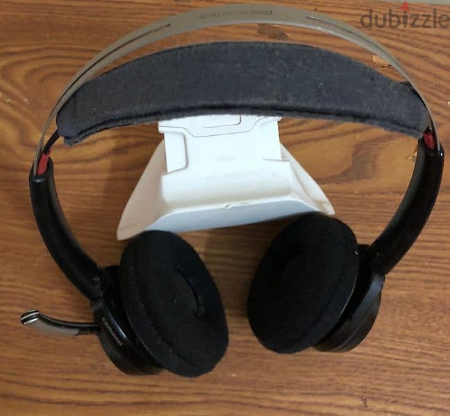 Plantronics voyager focus Bluetooth  call canter كول سنتر 10