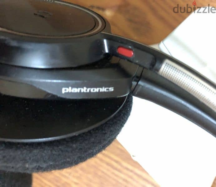 Plantronics voyager focus Bluetooth  call canter كول سنتر 16