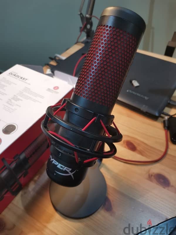 HYPERX QUADCAST STANDALONE MICROPHONE 5