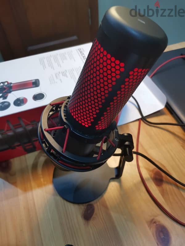 HYPERX QUADCAST STANDALONE MICROPHONE 12