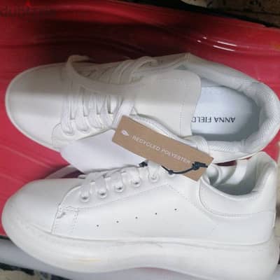 Brand New Anna field sneakers original from the EU