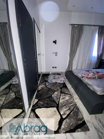 سنيور شاليه للبيع بالتشطيبات والفرش بالكامل في هاسيندا باي الساحل الشمالي