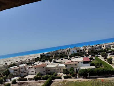 للايجار  بقرية زمردة من المالك  فيو كامل للبحر وحمامات السباحة