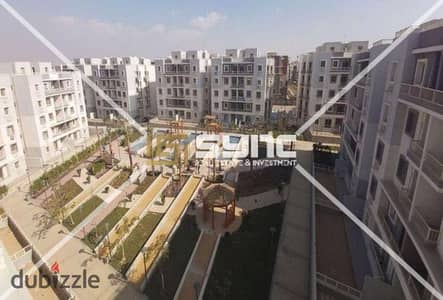 شقة للبيع نصف تشطيب فى كمبوند جايد التجمع الخامس"سعر مميز"-استلام 2026