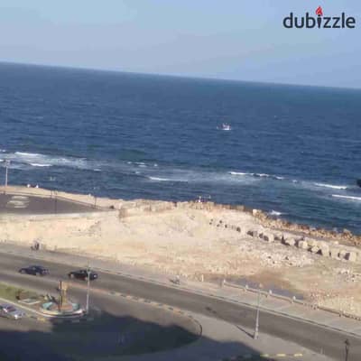 ميامي فيو للبحر وكورنيش آسكندرية 2نوم ورسبشين و3بالكونات
