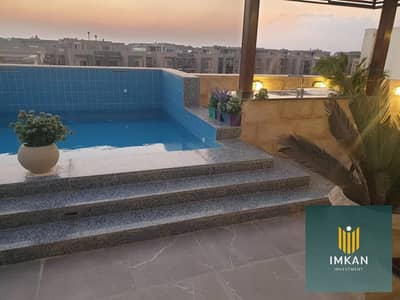 Penthouse with Jacuzzi, 195 meters + 150 meters roof (immediate delivery) in Fifth Settlement on 90th Street in Galleria Moon Valley Compound