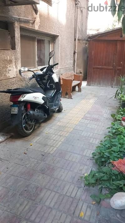 سكوتر بنزين nsm Rock star