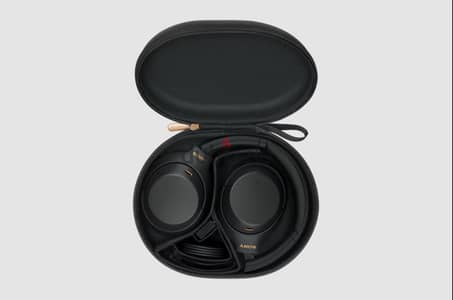 SONY WH-1000XM4 كالجديده تماما