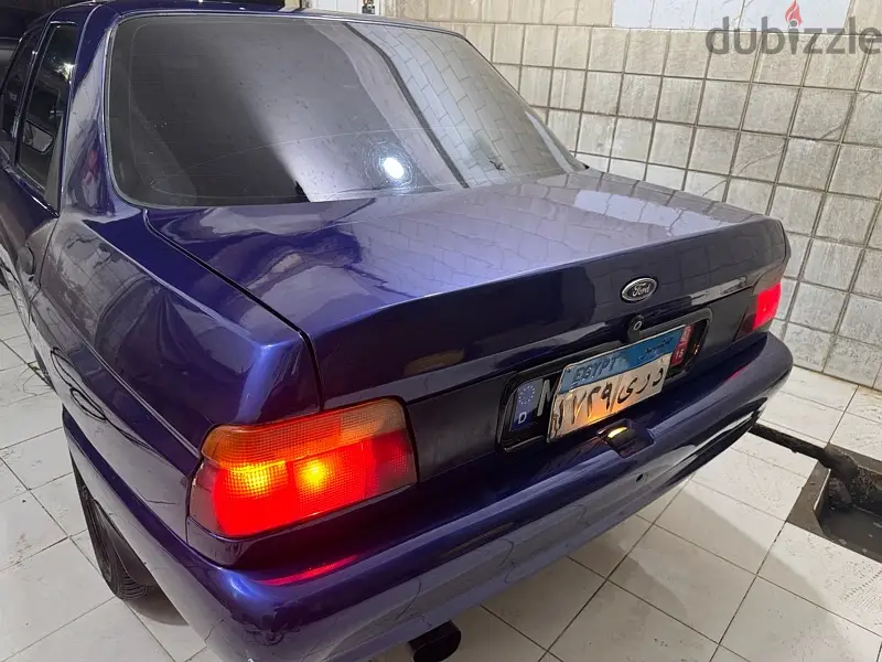 فورد إسكورت 199965052673987074125