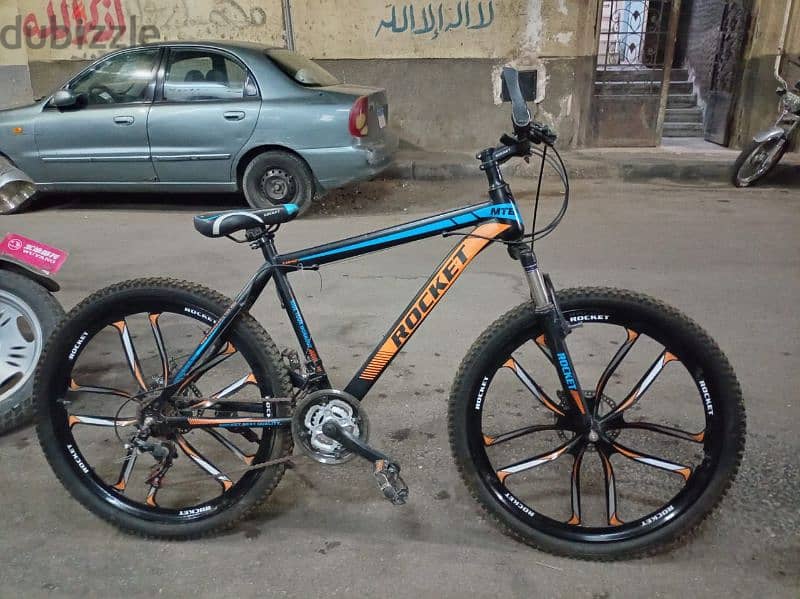 عجله Rocket 4