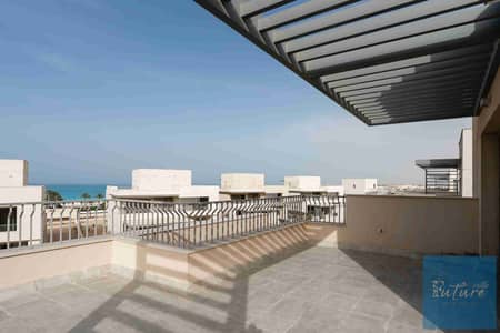 Villa for Sale in Marassi – Third Row from the Sea, with an Unobstructed Premium View – Marassi North Coast