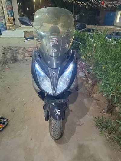 SYM GTS 300
