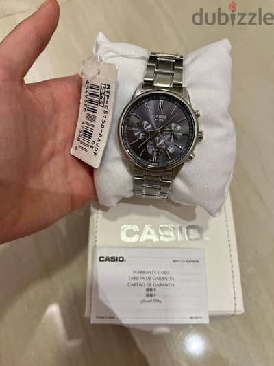 ساعه casio جديده بالفاتورة والضمان