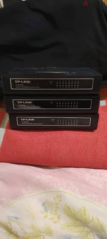 سويتشات Tp link الأسود 16 بورت