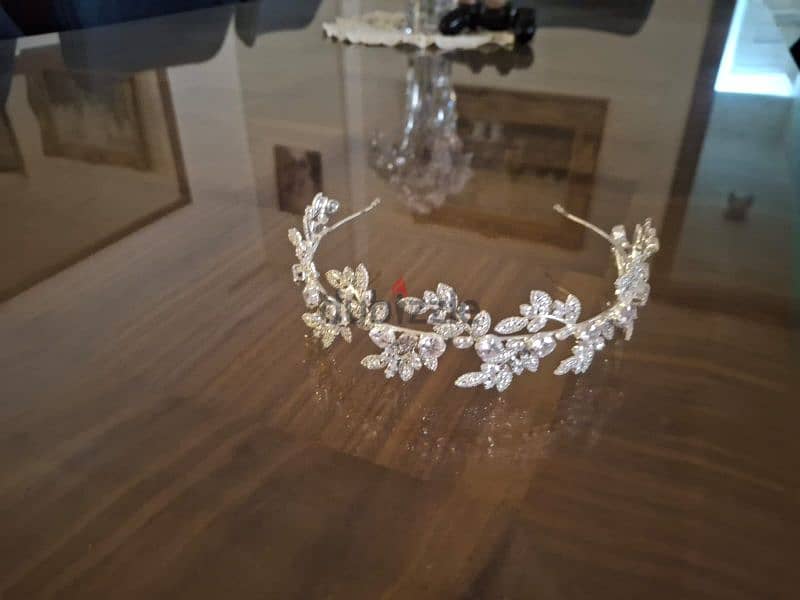 Bridal crown 4