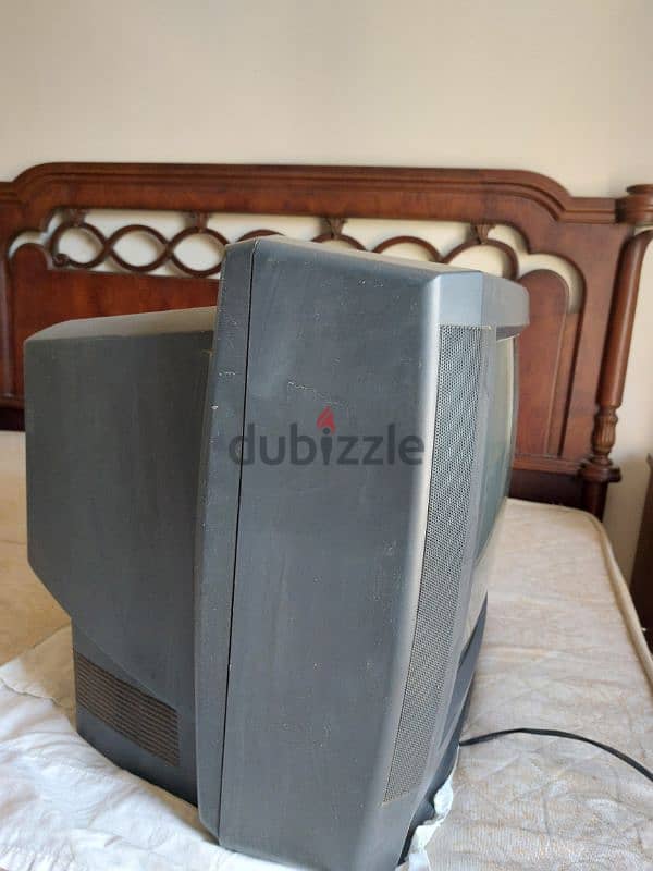 NEC TV  19" 2