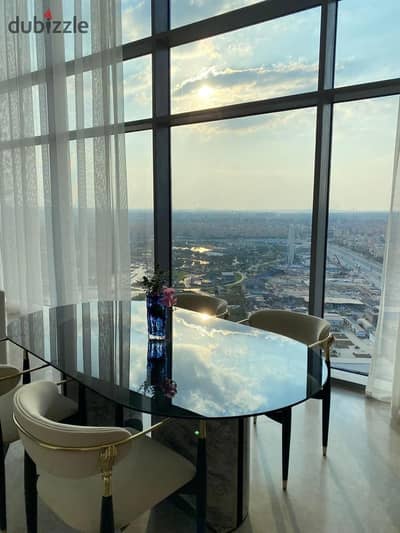 للبيع شقة فاخرة متشطبه بالتكييفات في ZED Towers – الشيخ زايد
