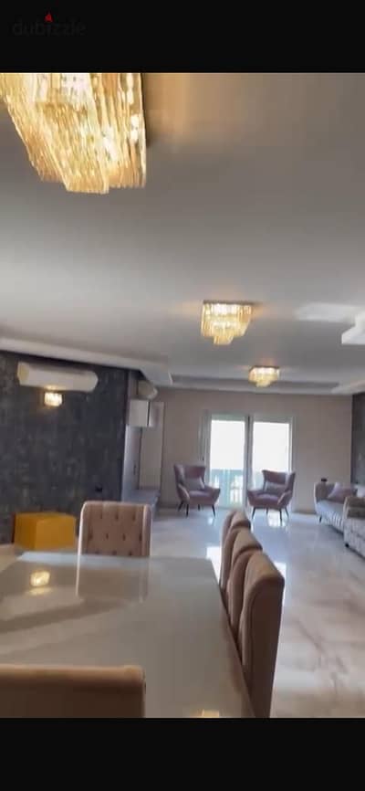 اي فيلا  مفرؤشه  بكمبوند ماونتن فيو هايد بارك - جولدن سكوير التجمع