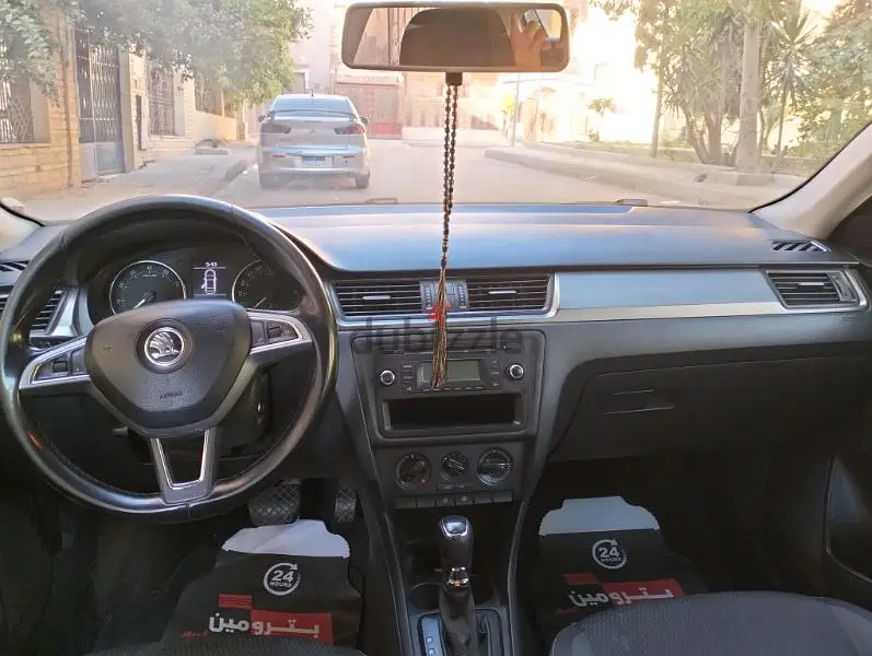 سكودا رابيد 201563701717388547122