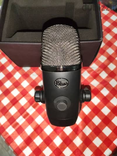 ميكروفون بلو يتي اكس Blue Yeti X