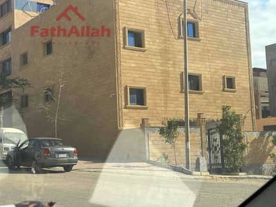 Food factory for rent in Al-Tagamu, a factory that complies with safety and food regulations.