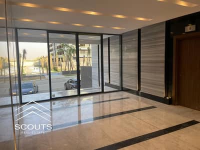 بزيرو مقدم امتلك بنتهاوس penthouse متشطبة الترا سوبر لوكس مساحة 168 م² في كمبوند الباتيو أورو - الجولدن سكوير - التجمع الخامس Fifth Settlement
