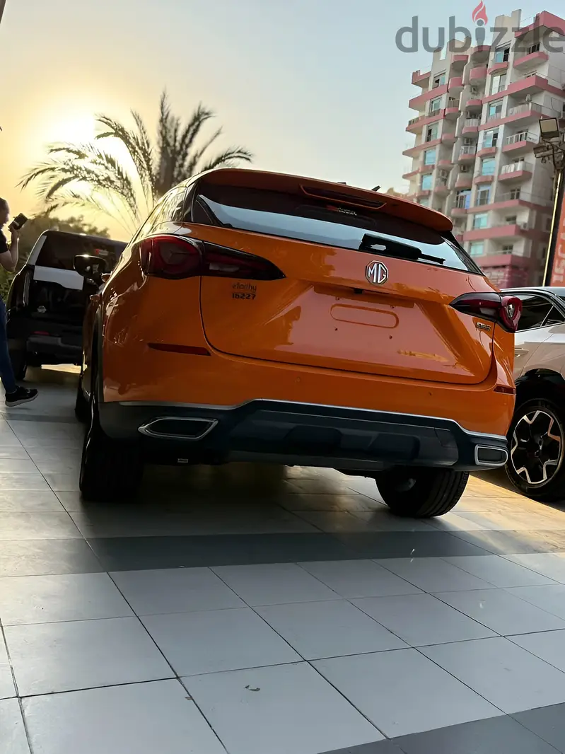 ام جى 1 - MG One63701716558977121