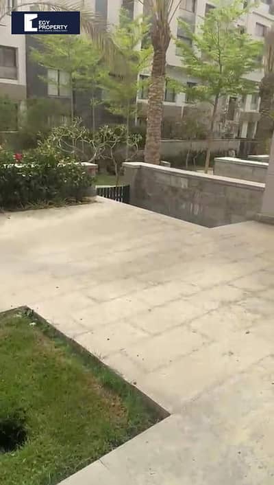 شقه دورين بجاردن للبيع في القاهره الجديده